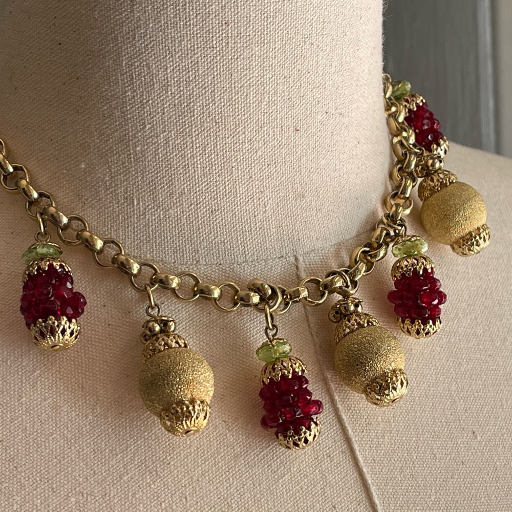 Beautiful red raspberry glass dangles and sparkling gold necklace/ earrings!
